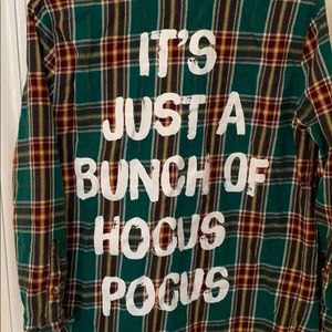 Disney | Tops | Cakeworthy Hocus Pocus 
